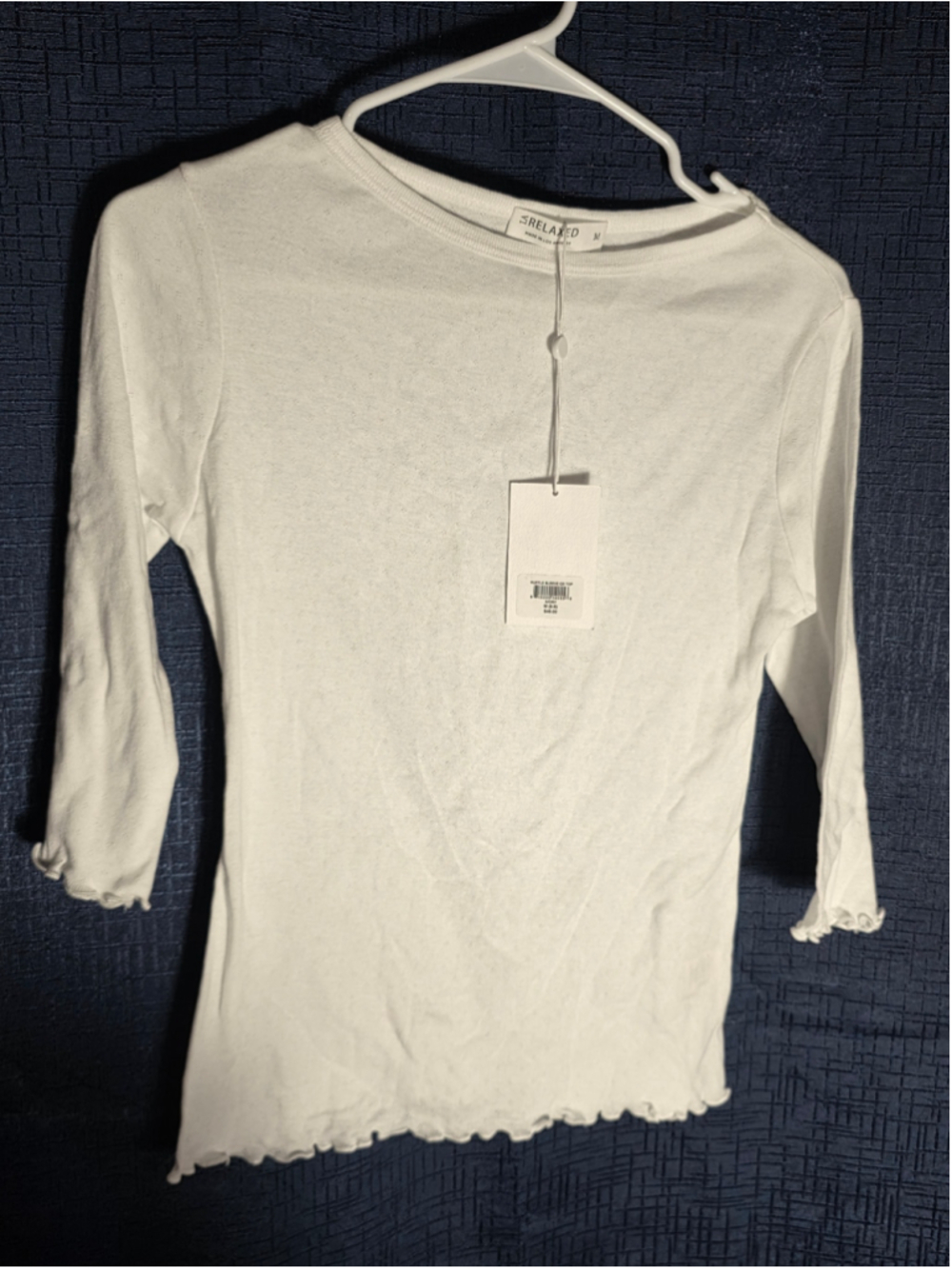 Women's LA Relaxed Long Sleeve Ruffle Hem Tee, Size M, White y2k chic trendy 90s